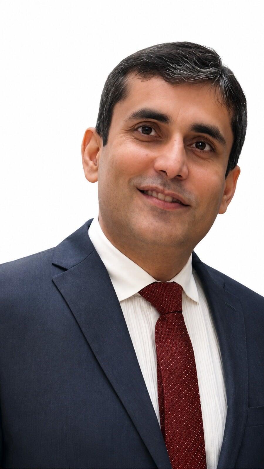 City Dentist Conferred Prestigious Fellowship of International Team for Implantology (ITI).